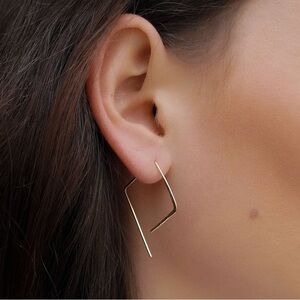 Square Hammered Hoop Earrings – 14ct Gold Filled